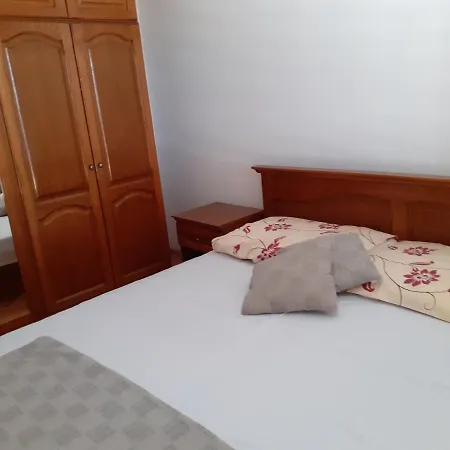 Kristina And Dario Apartamento Sukošan